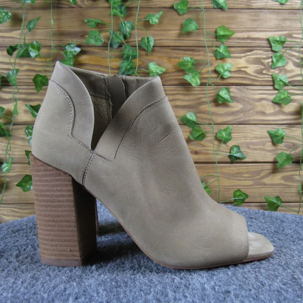 Vince Camuto Fedrilla Women's 6.5 Taupe Suede Open-Toe Bootie Block Heel‎ Chic